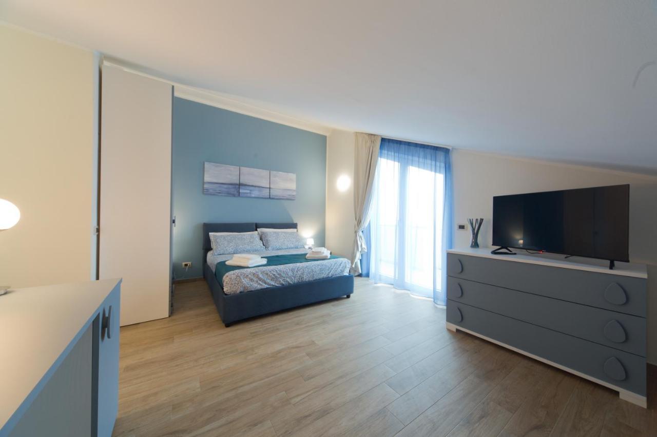 Slow Chic Apartment Beb Policlinico Мессина Экстерьер фото