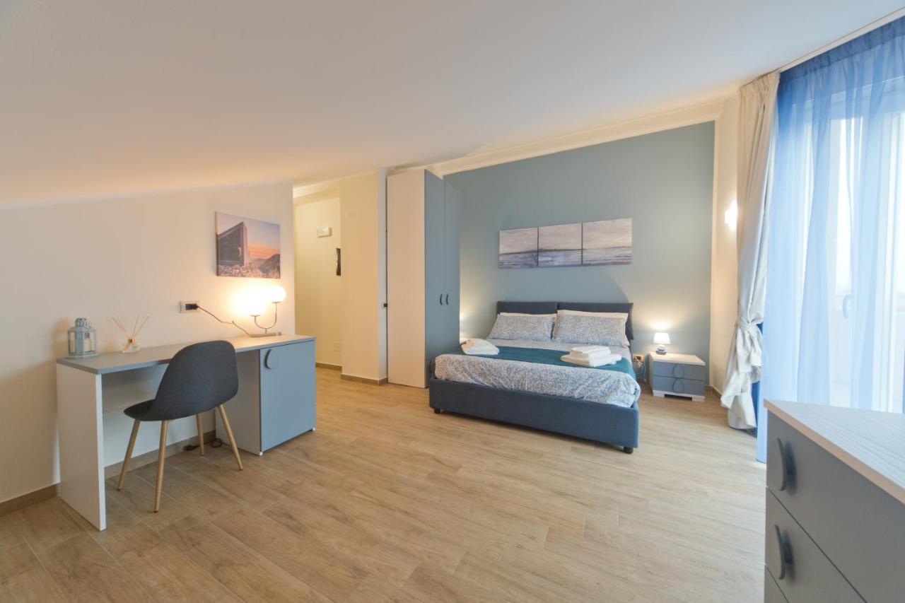 Slow Chic Apartment Beb Policlinico Мессина Экстерьер фото
